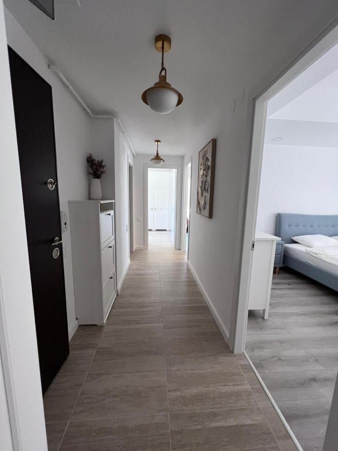 Cosmopolis Bliss: Your Home Away From Home Stefanestii de Jos Zewnętrze zdjęcie